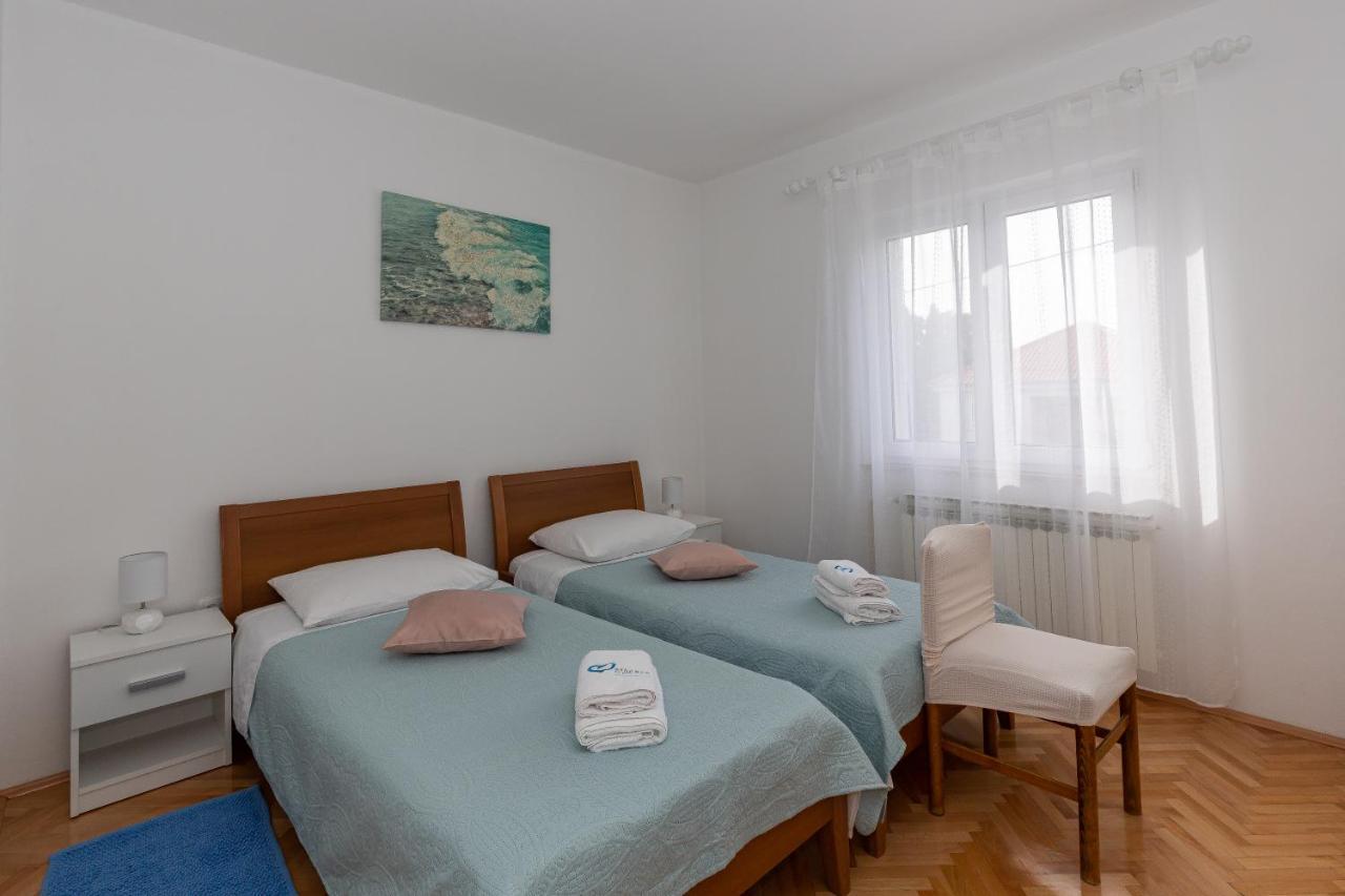 Apartments Tolic Биоград-на-Мору Экстерьер фото