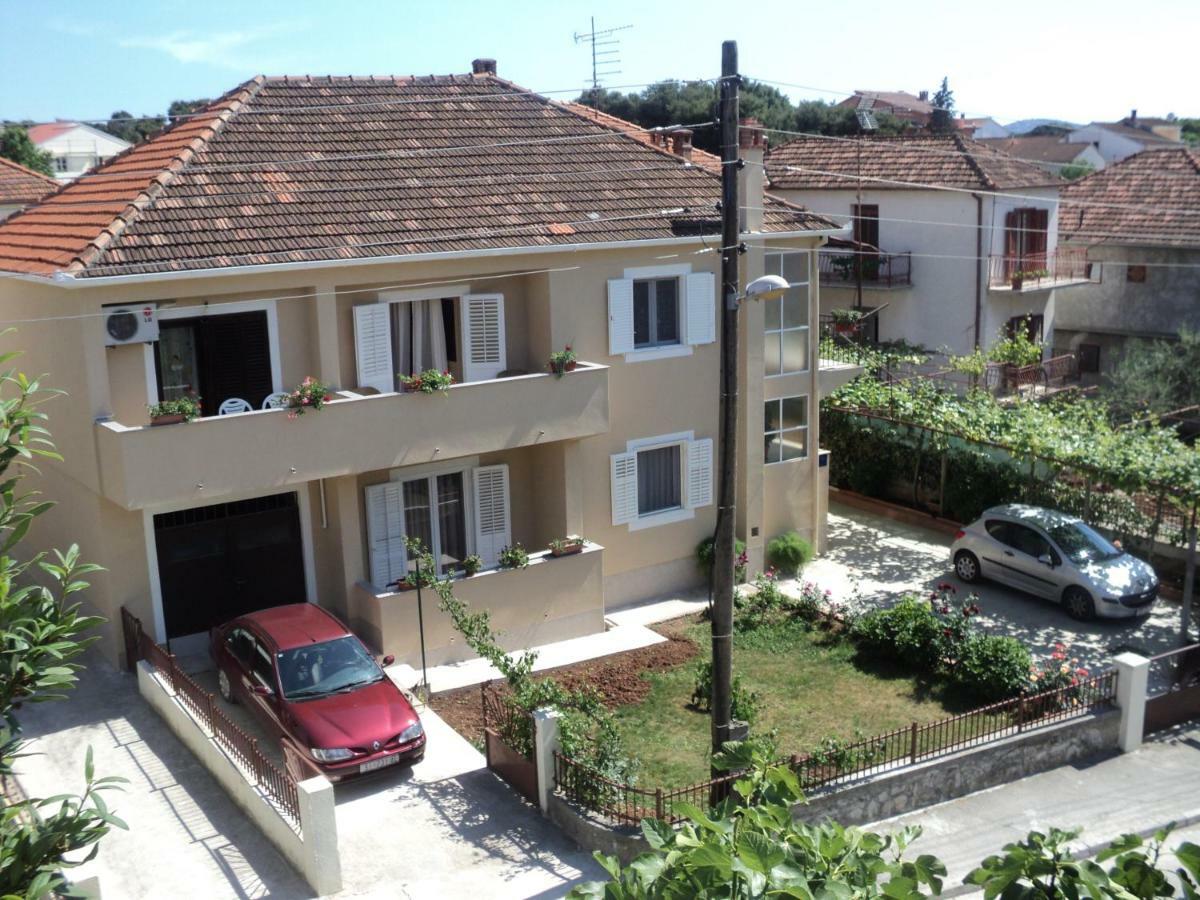 Apartments Tolic Биоград-на-Мору Экстерьер фото